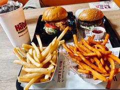 -The Habit Burger Grill 哈比特汉堡(复兴soho店)