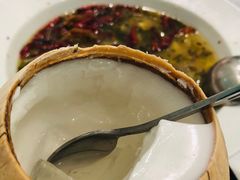 -姚姚酸菜鱼·金戈戈香港豉油鸡(喜荟城联名店)