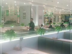 -绿岛港轩海鲜烤肉涮锅自助餐厅