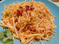 八府拌菜-八府香鸭·啫啫煲(华山路店)