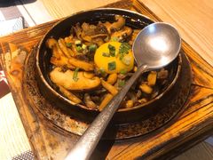 杂菇牛肉石锅饭-鱼意寿司(钟村分店)