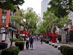 -黎黄陂路街头博物馆