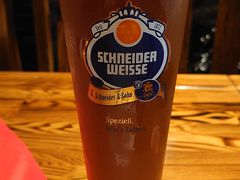 施纳德经典原味小麦扎啤-申德勒加油站餐厅(三里屯北小街店)