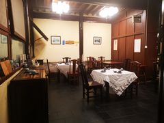 -石屏会馆