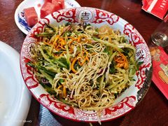 盆盆大拌菜-八大碗·地道东北菜(中街店)
