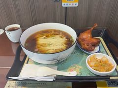 -百年老字号·观振兴蟹黄面·三虾面·苏式面(观前街富仁坊巷店)