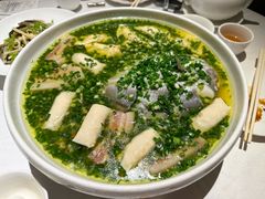 葱油东海鲳鱼拼鲜肉黑松露百叶包-玫瑰厅上海菜(兴国路店)