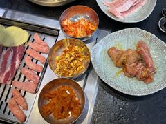 -臻牛烤肉
