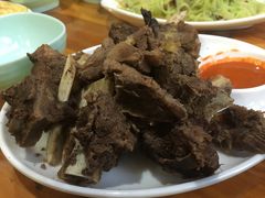 手抓牦牛肉-燃木齐藏餐厅(八宿店)