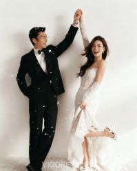 -雪中彩影婚纱摄影·微光艺术中心