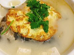 鱼头豆腐汤-巢湖名吃·徽府农家菜(半汤店)