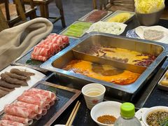 -百年川椒重庆老火锅(光谷店)