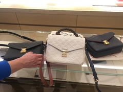 -路易·威登(香榭丽舍大道店)