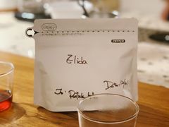 -Line 咖啡(石厦花园店)