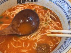 -魔都三兄弟酸辣粉·蘸卤炸串(虹桥万科店)
