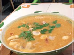 -越弥越南传统美食馆