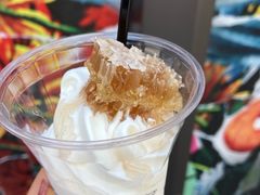 疯狂的蜂蜜冰淇淋-OUR Bakery(三里屯太古里店)