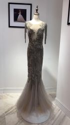 点击看大图 -GRACE KELLY婚纱与礼服(北京店)