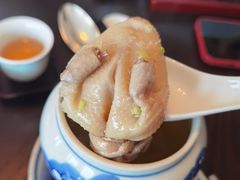 鸽吞燕-广州柏悦酒店·悦景轩·粤菜餐厅