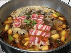 -七欣天香辣蟹火锅(南京建宁路大观天地店)