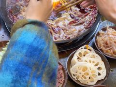-黄潇洒老火锅(九眼桥宏济巷店)