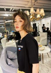 -MODEL'S HAIR