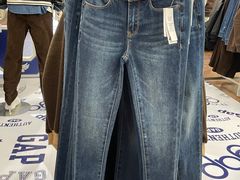 -GAP(王府井奥莱·香江小镇店)