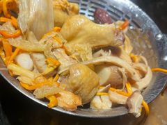 -芸山季·云南山珍菌火锅(人民广场来福士店)