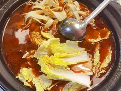 -松哥油焖大虾.小龙虾.黑鸭煲(海岸城店)