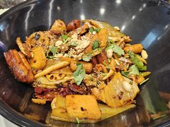 -醉人椒麻辣香锅(王府井喜悦店)