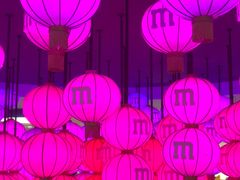 -m豆巧克力世界(上海世茂广场店)