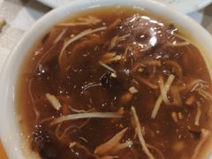 -新大咀港式茶餐厅(宝山万达店)