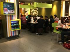 大堂-麦当劳(新华路步步高店)