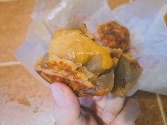 蛋黄月饼-巢娭毑月饼店(洞井路店)