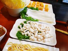 -雅然居铜火锅(长新街店)