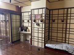 -荒岛实景沉浸密室(江汉路1店)