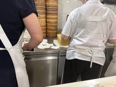 -莱莱小笼·乔艾