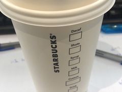 -星巴克(上海虹桥南丰城办公楼店)