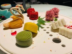 -江上荟·创意中国菜(绿地缤纷城店)