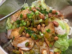 -卓雅桂林米粉