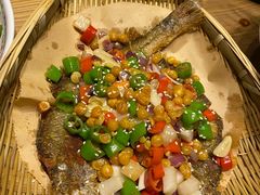 -胡桐里音乐酒馆(孝南店)