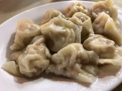 -六合夜市