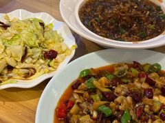 -严记小天府酸菜鱼(西四路店)