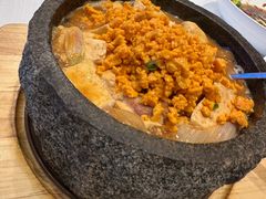 石锅海胆豆腐-品海楼·大连海胆锅贴馆(东港店)