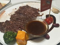 -马克西姆俄罗斯餐厅(通亚街店)