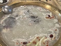 -颜氏双江清水鱼一养身火锅(磁器口店)