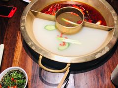 -巴邑火锅·夜宵(港隆广场店)