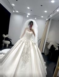 点击看大图 -予白婚纱礼服馆