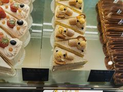 -Dough&Joe团憩(瑞虹天地月亮湾店)