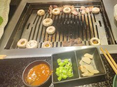 -臻牛烤肉